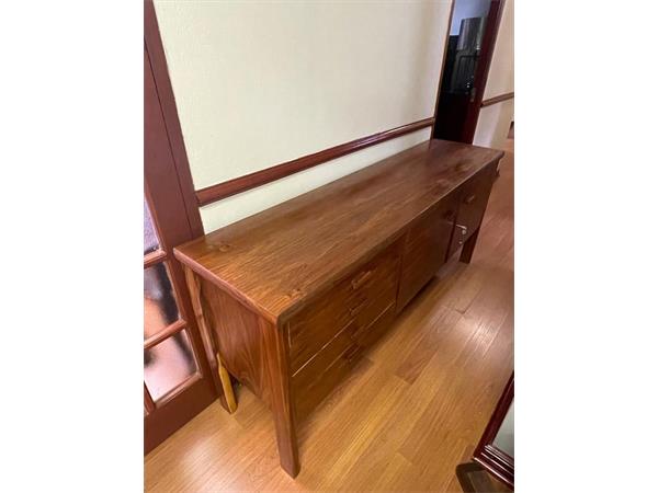 ~/upload/Lots/38535/axvxmrqlafe4w/LOT 26 MID-CENTURY SIDEBOARD_t600x450.jpg